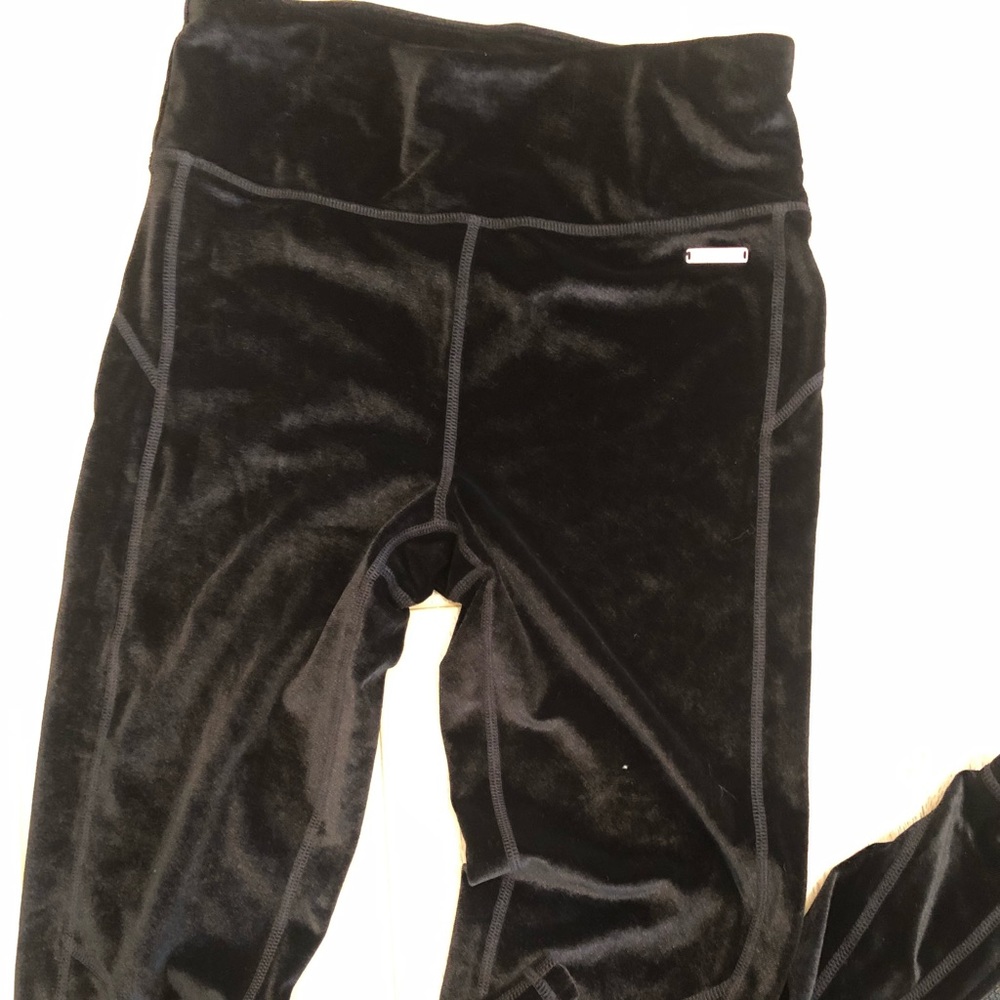 Sweaty  Betty black velvet pant